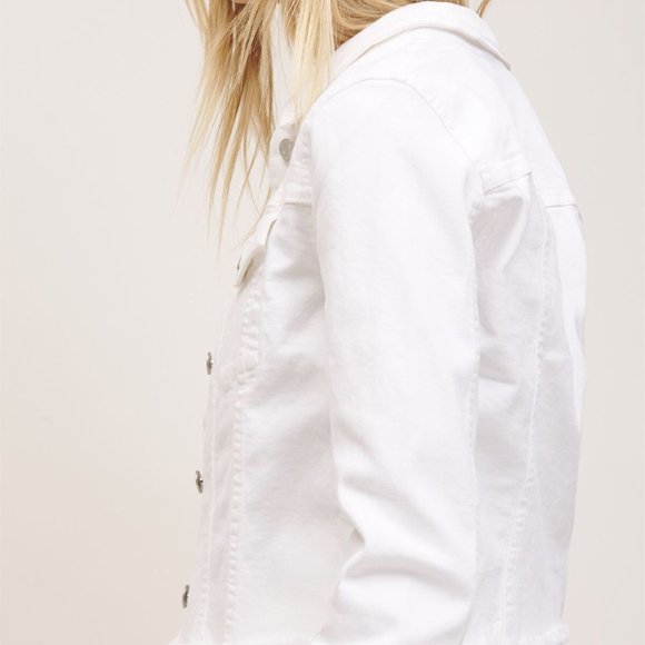 ❌SOLD❌Dynamite Cropped white denim jacket - Picture 3 of 8